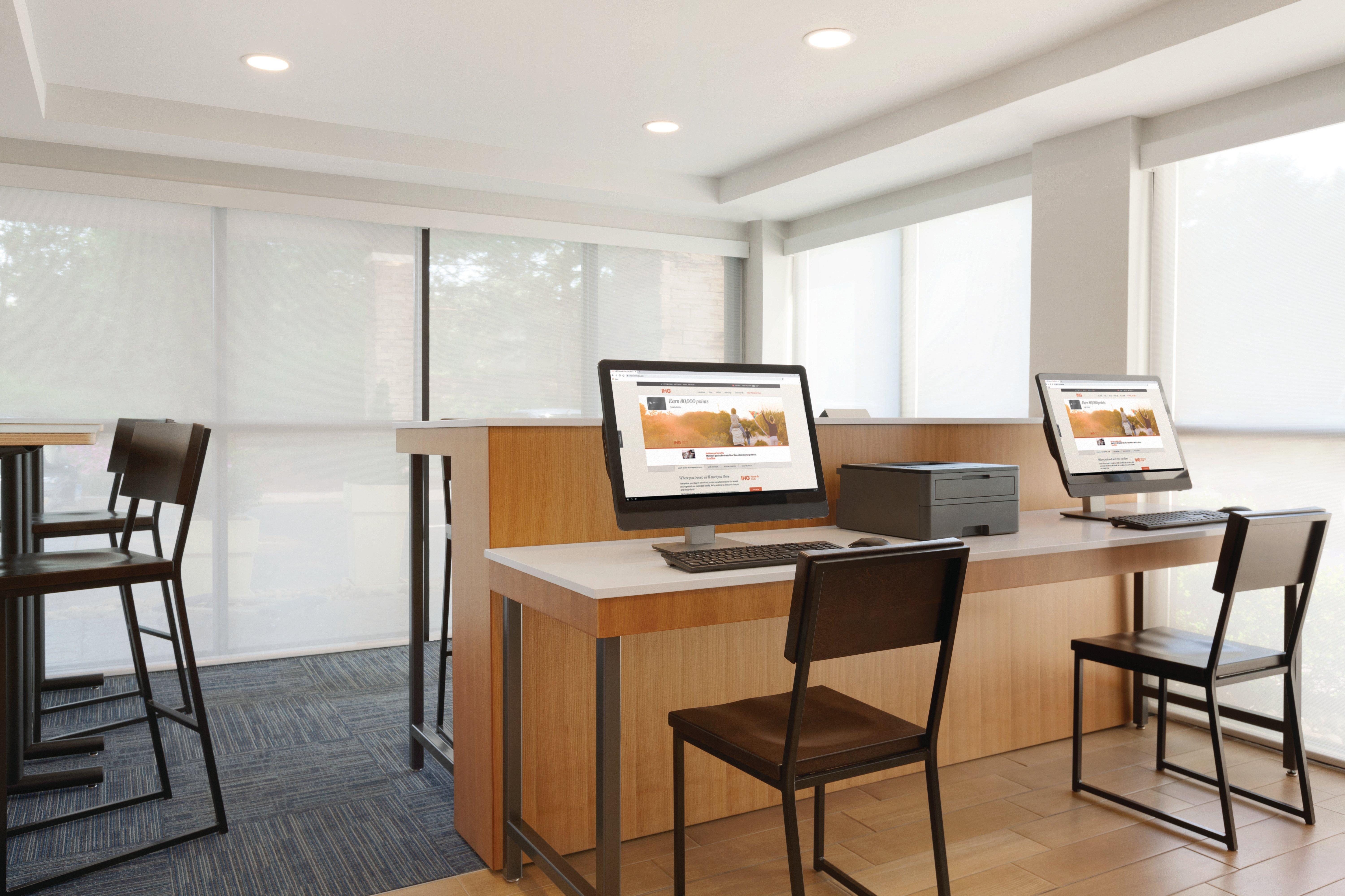 Holiday Inn Express Hartford South - Rocky Hill By Ihg Eksteriør billede