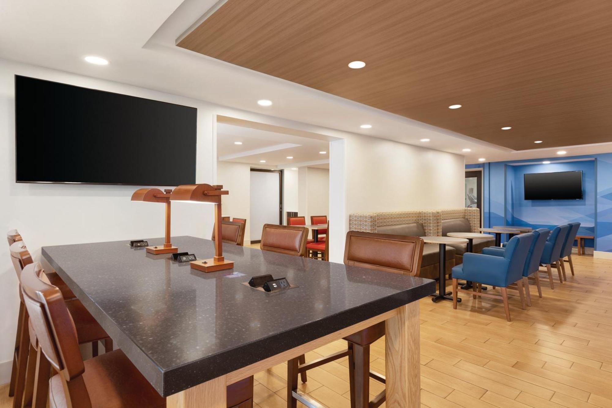 Holiday Inn Express Hartford South - Rocky Hill By Ihg Eksteriør billede