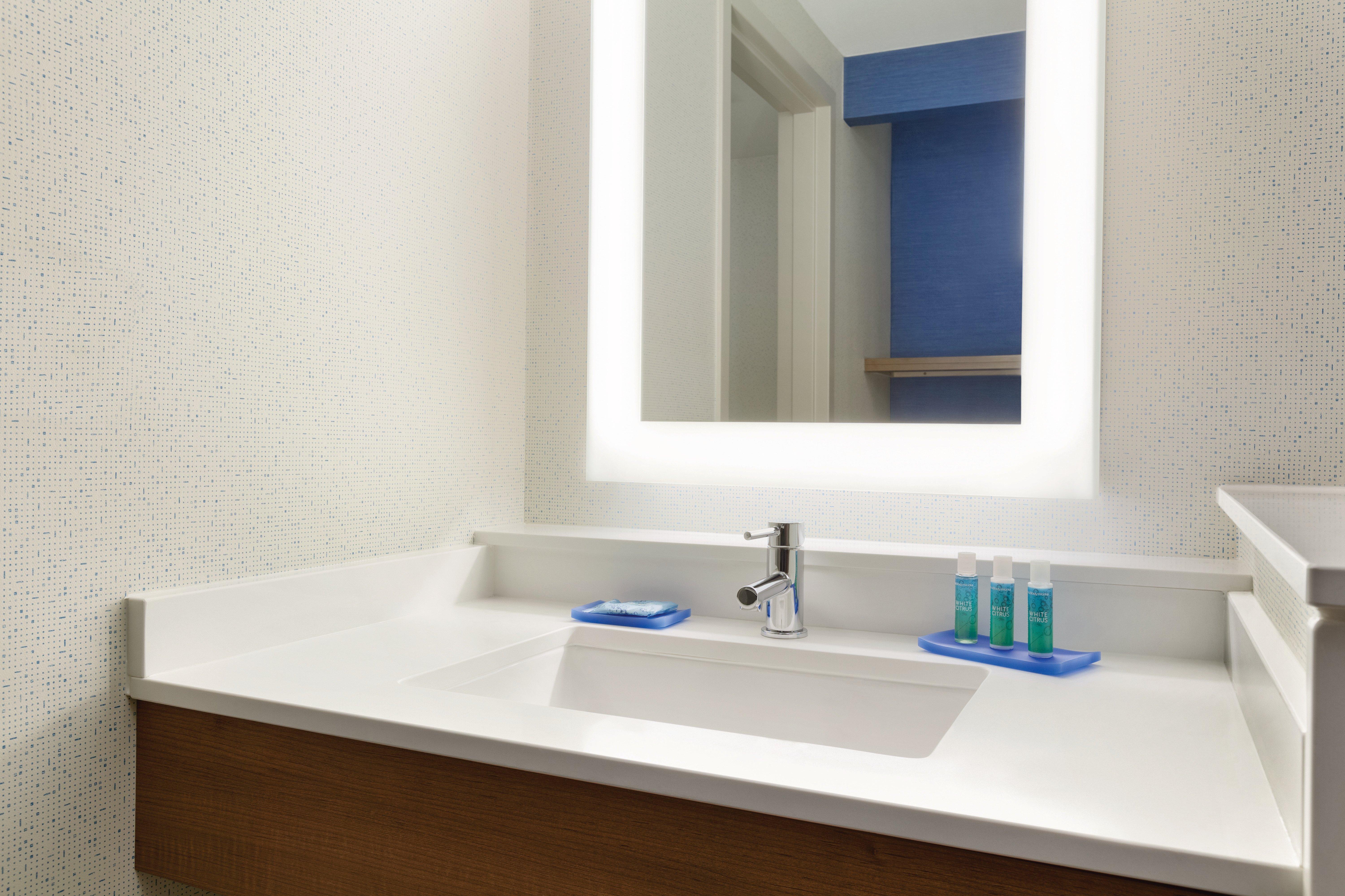 Holiday Inn Express Hartford South - Rocky Hill By Ihg Eksteriør billede