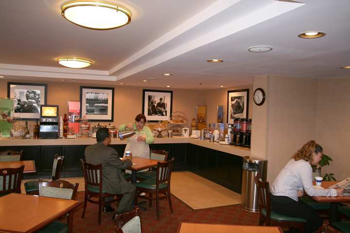 Holiday Inn Express Hartford South - Rocky Hill By Ihg Restaurant billede