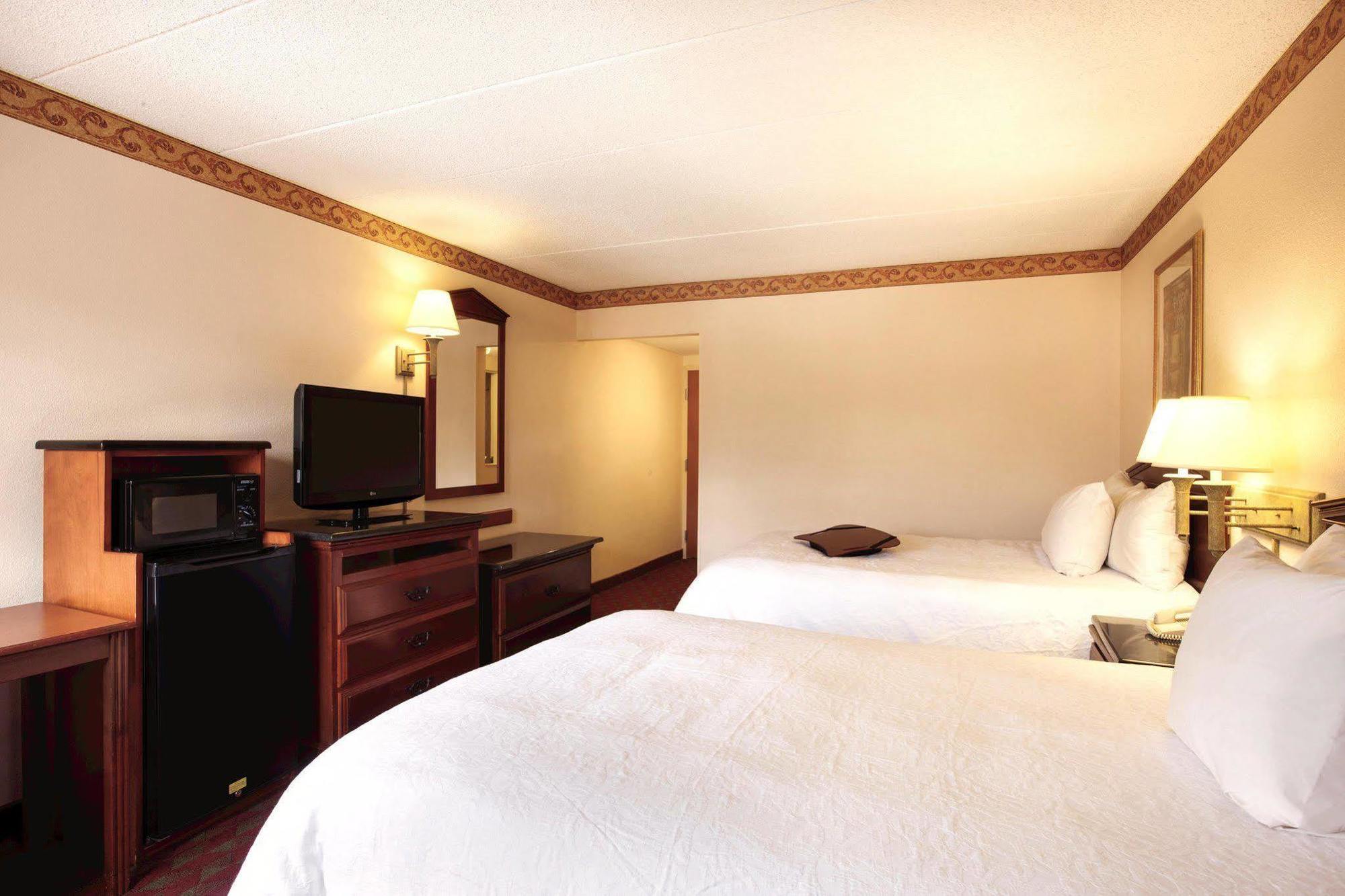 Holiday Inn Express Hartford South - Rocky Hill By Ihg Eksteriør billede
