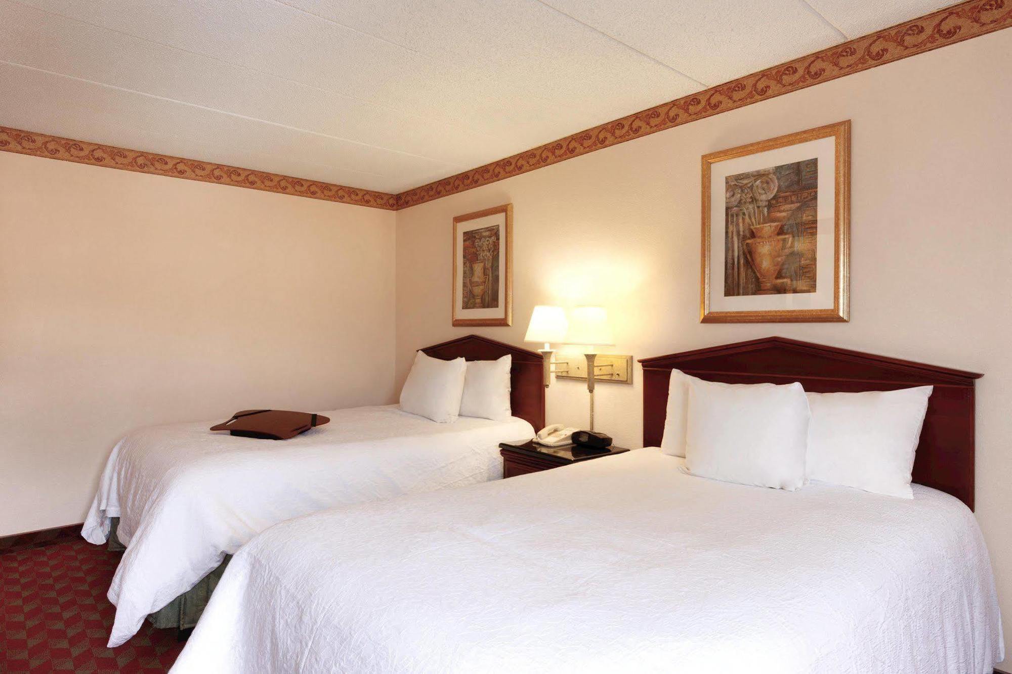 Holiday Inn Express Hartford South - Rocky Hill By Ihg Eksteriør billede