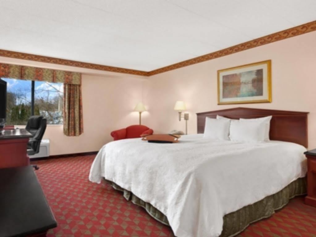 Holiday Inn Express Hartford South - Rocky Hill By Ihg Eksteriør billede